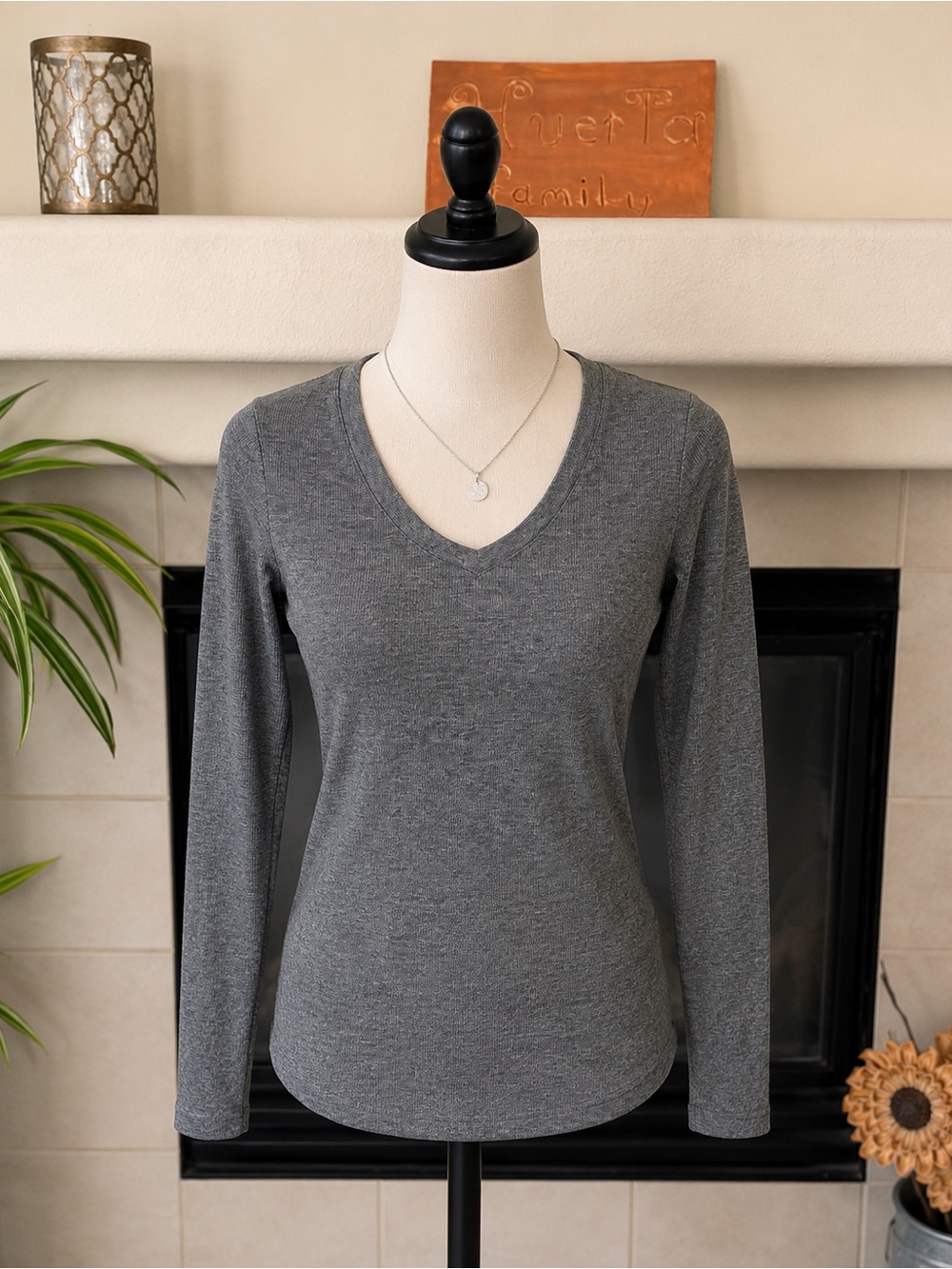 Level Up Gray Waffle Knit Long Sleeve V-Neck Top Women’s Large Casual Basic